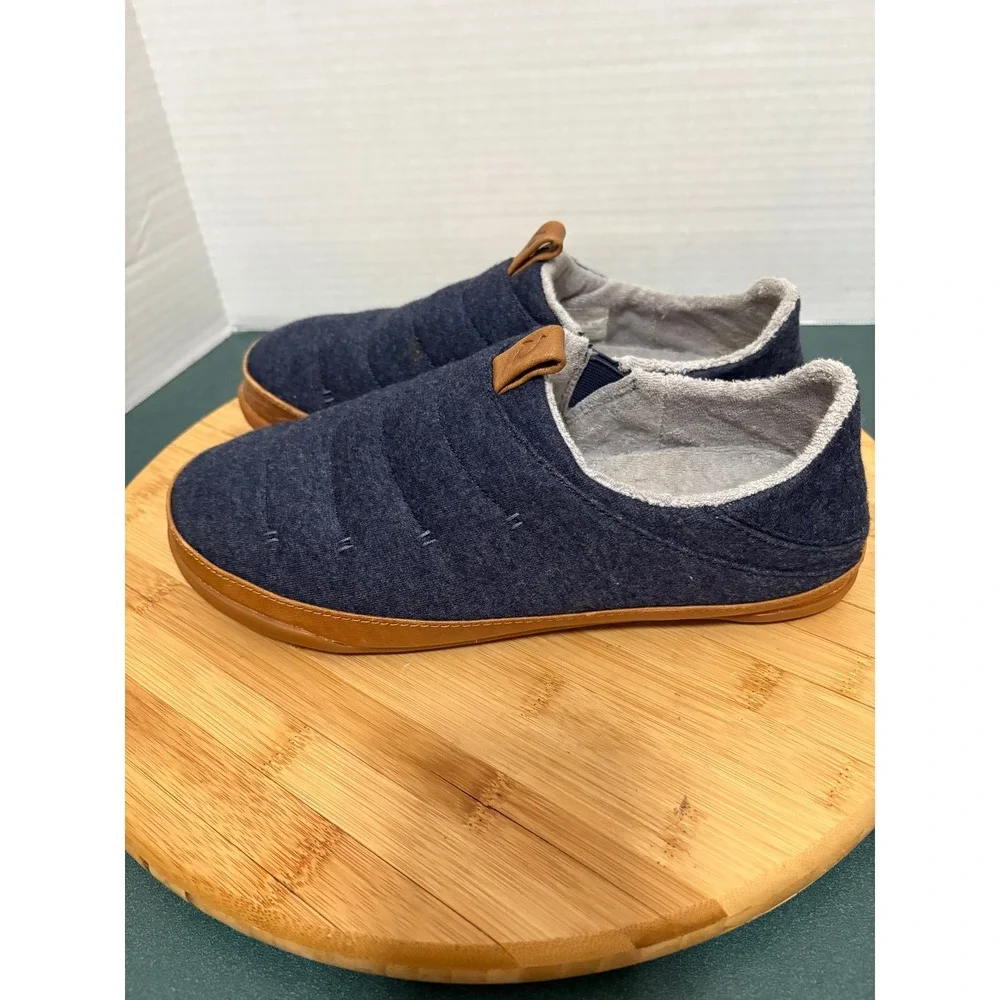 OluKai Men's‎ Navy Blue Puffer Slippers Mules Indoor Outdoor Size M9